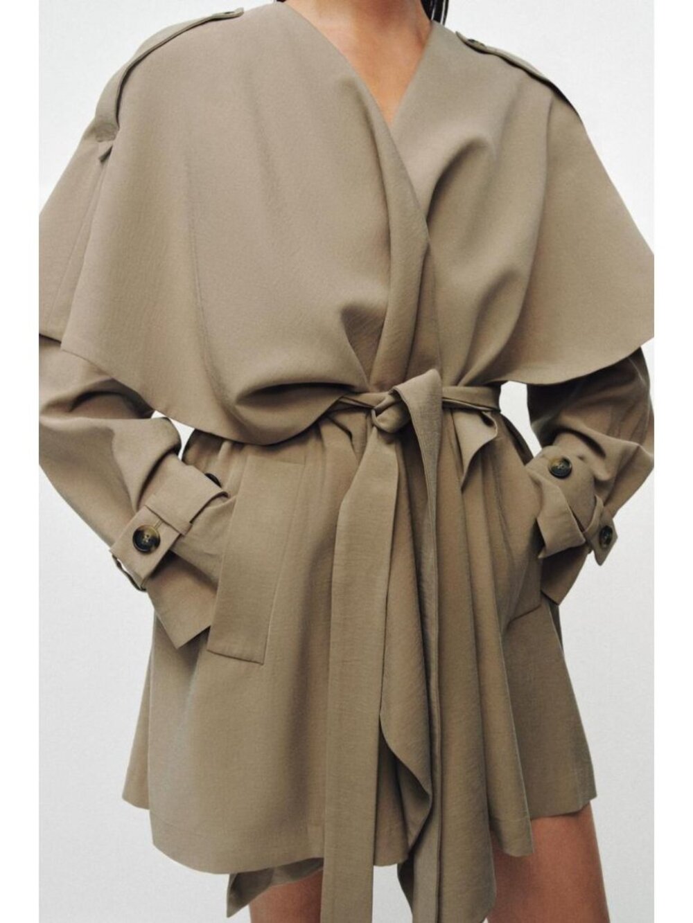 ZARA ZW COLLECTION FLOWY SHORT TRENCH - Picture 2 of 6